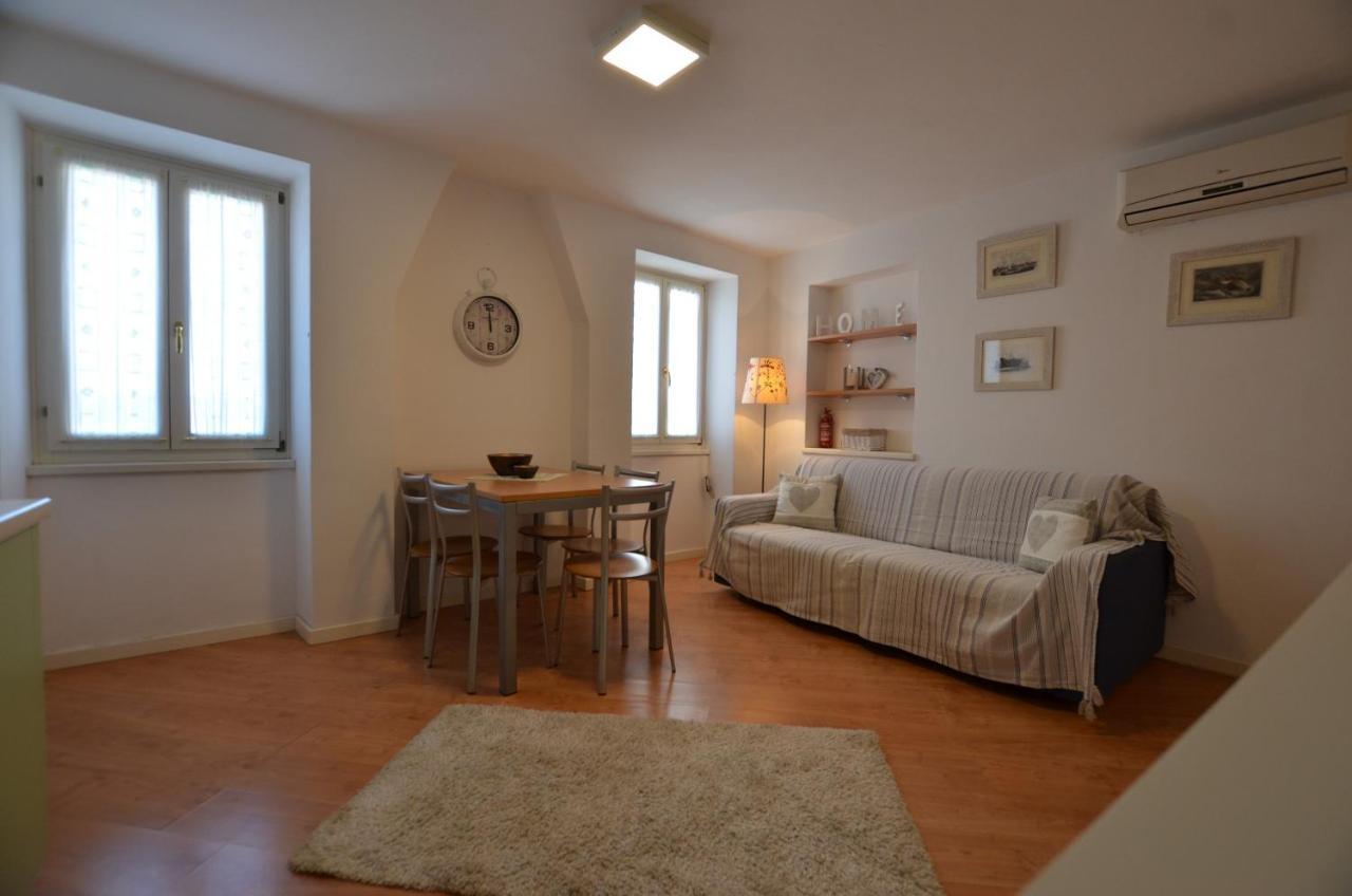Stella 2 Sea View Apartment روفينج المظهر الخارجي الصورة
